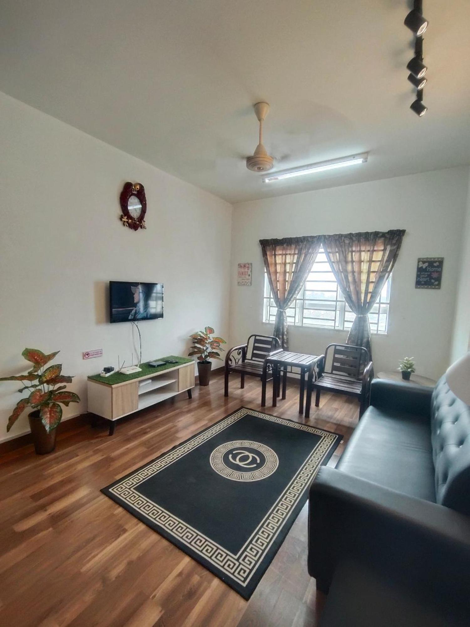 Anggerik Camelia Homestay Apartment Ladang Tok Pelam クアラ・トレンガヌ エクステリア 写真