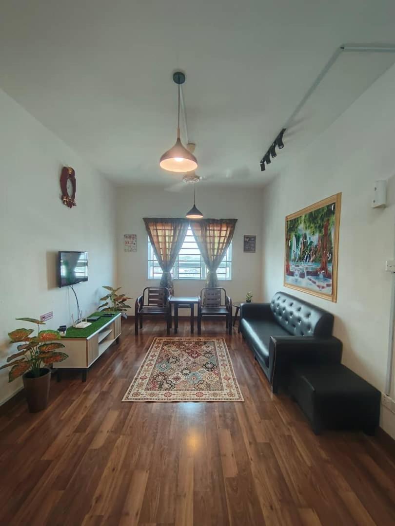 Anggerik Camelia Homestay Apartment Ladang Tok Pelam クアラ・トレンガヌ エクステリア 写真